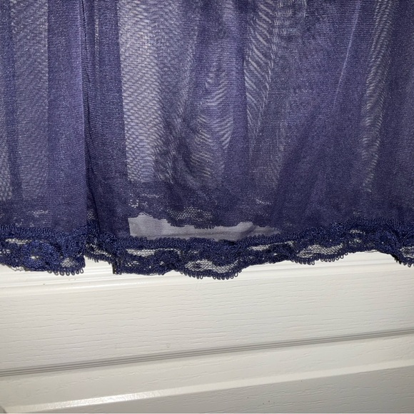 VICTORIA’s SECRET sheer short babydoll nightie - Picture 2 of 4